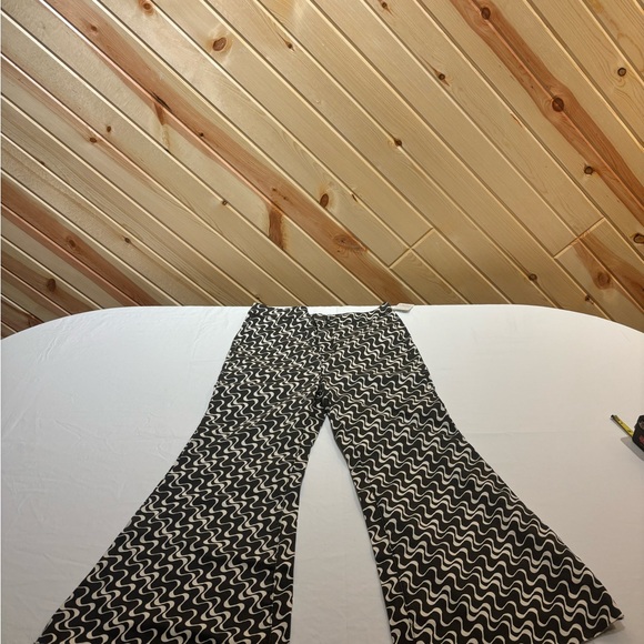 NWT Free People We the Free Cropped Flares Sz31 - Picture 3 of 11